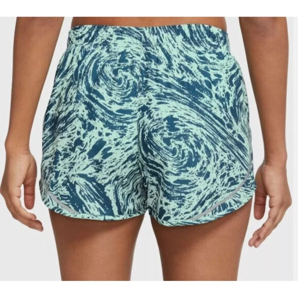 NIke Women's Dri-FIT‎ Icon Clash Tempo Shorts Mint Foam Size XS NWT